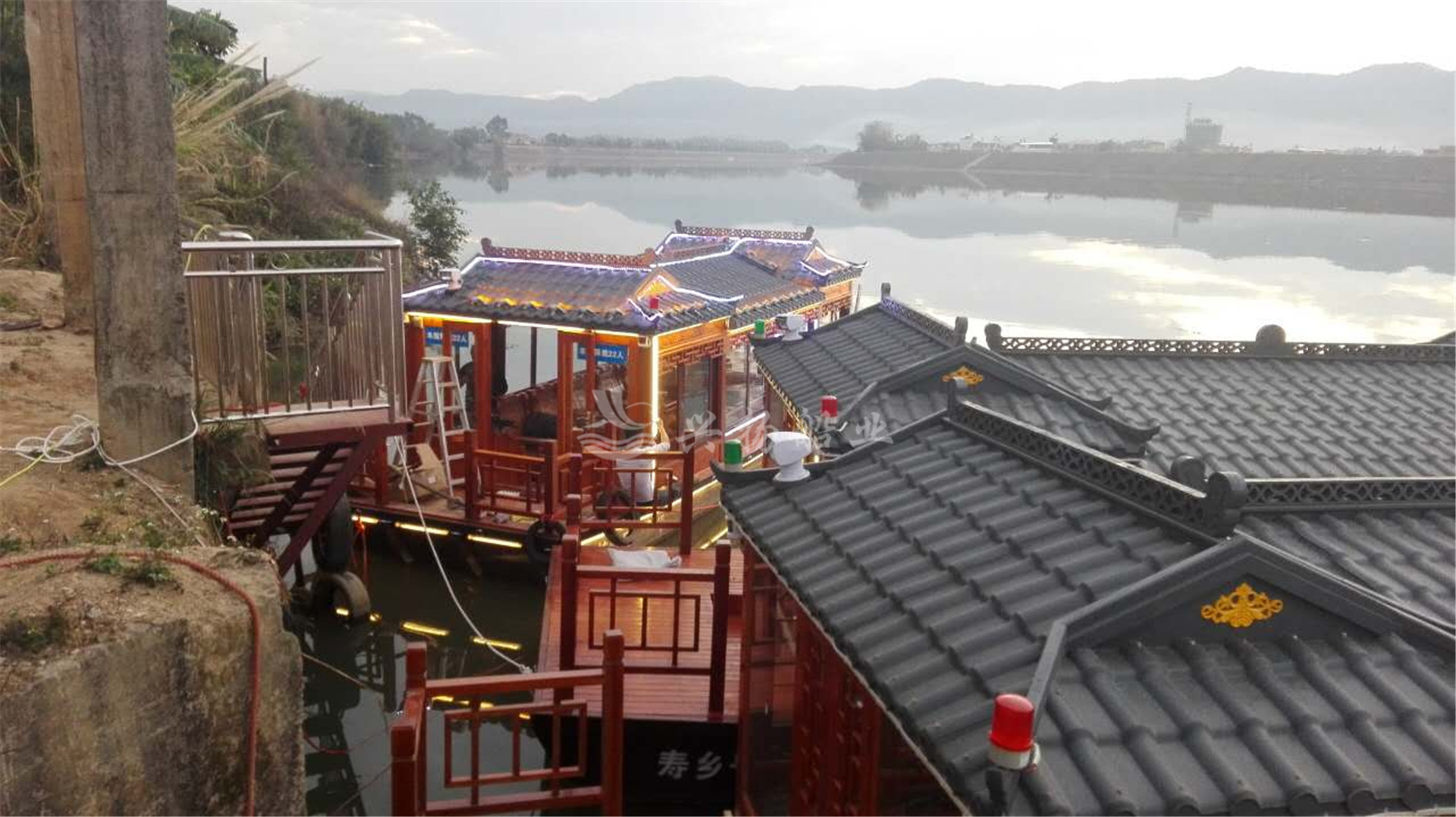 广东梅州蕉岭10.3米画舫船